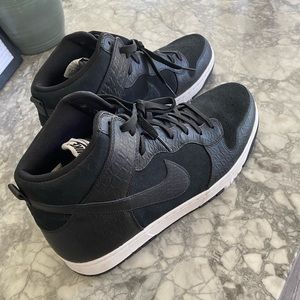 Nike Dunk CMFT PRM Black